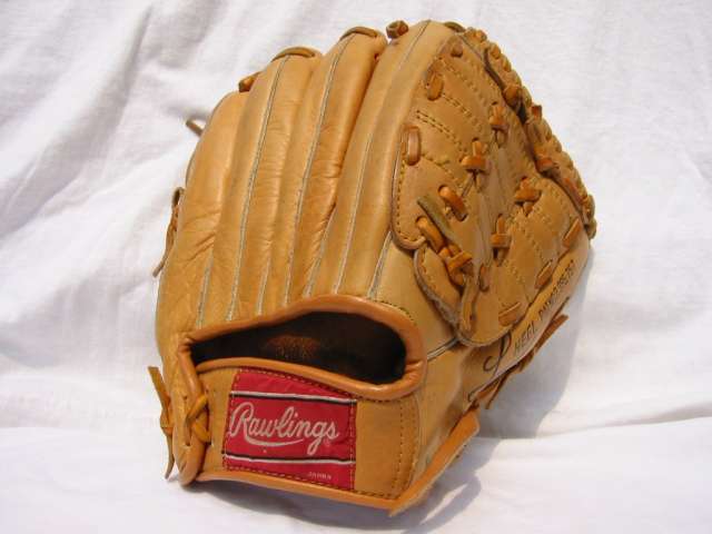 Mickey Mantle Rawlings GJ 99 Autographed Back